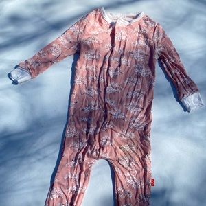 Magnificent Baby Magnetic Me Sleeper floral 9-12 m